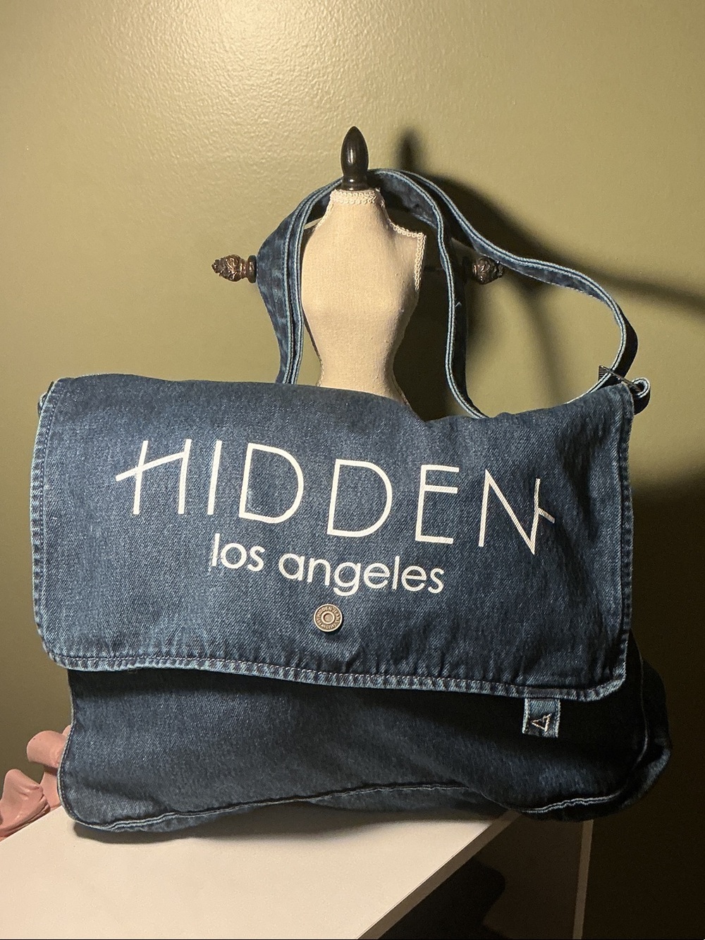 Hidden Los Angeles Y2K Style Denim Large Messenger Bag Adjustable Strap